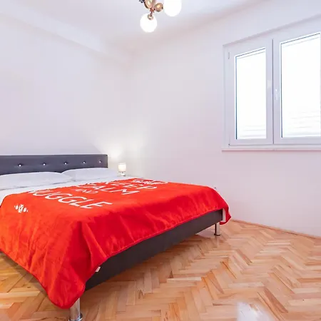 Red דוברובניק